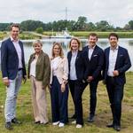 Gruppenbild am Fähranlieger