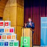 Bürgermeister hält Rede