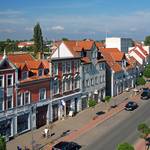 ein historisches Bild der Bismarckstraße östlich der Bahnstrecke in Tangerhütte &copy;EGem Stadt Tangerhütte