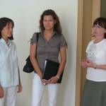 Die neue Bürgermeisterin von Schelldorf (Mitte) wurde am 01. Juli 08 im Verwaltungsgebäude von Verwaltungsamtsleiterin Birgit Schäfer und Standesbeamtin Andrea Wiegleb begrüßt.