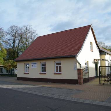 Außenansicht des Dorfgemeinschaftshauses in Grieben
