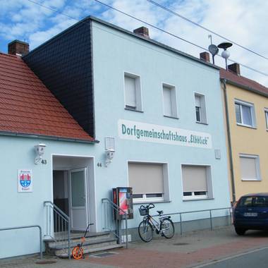Außenaufnahme des Dorfgemeinschaftshauses in Kehnert