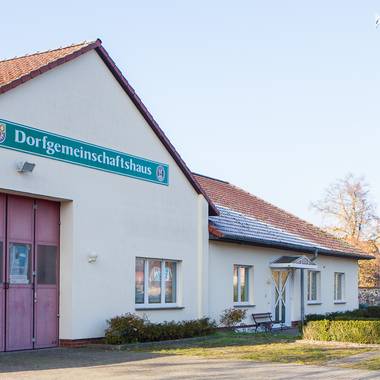 Außenaufnahme des Dorfgemeinschaftshauses in Birkholz
