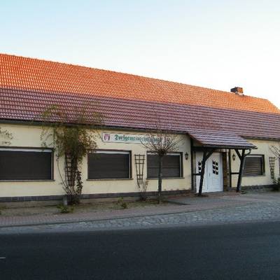 Außenansicht des Dorfgemeinschaftshauses in Weißewarte